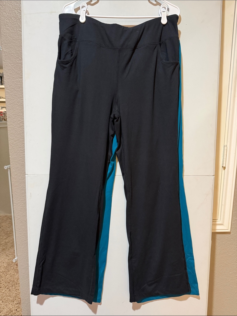 LuLaRoe Rise Passionate Black and Teal Wide Leg pants